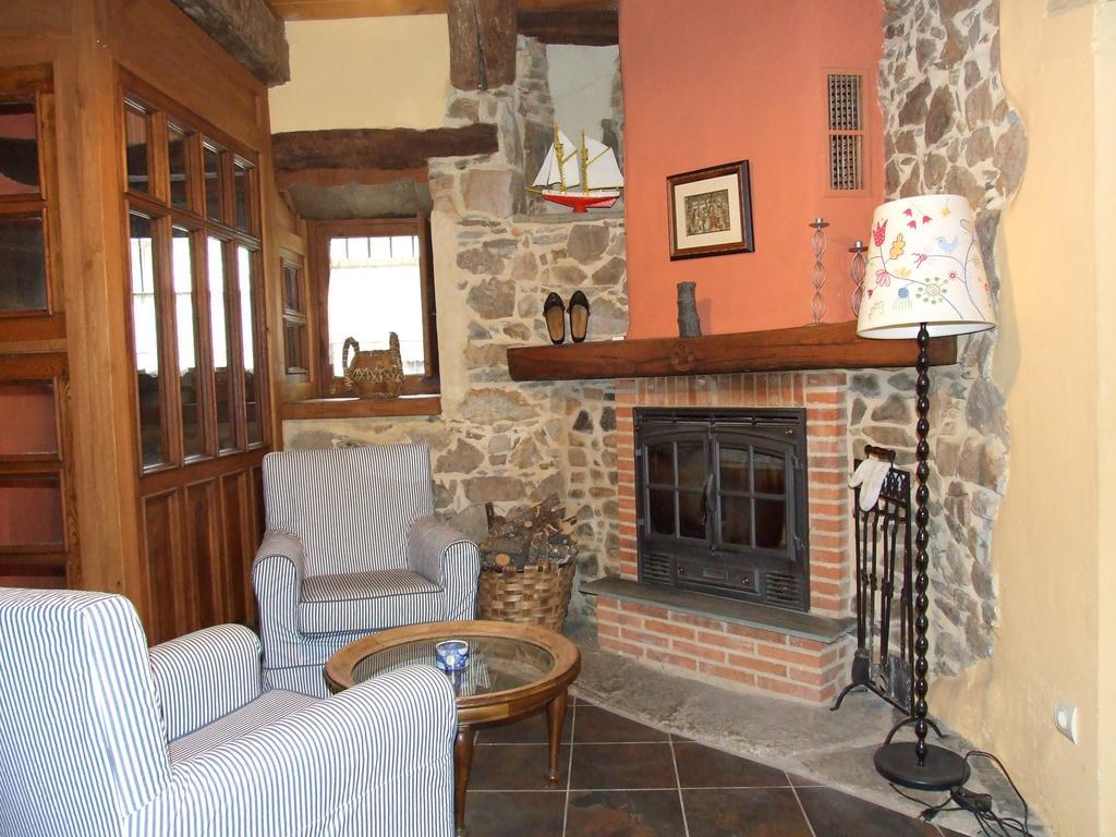 Hostal Casa Aurora San Esteban del Toral Exterior foto