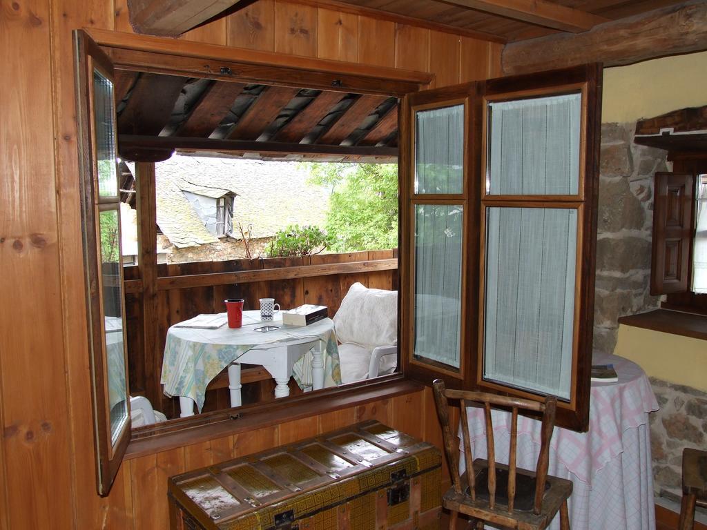 Hostal Casa Aurora San Esteban del Toral Exterior foto